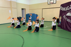 A4AC6305-7AED-40A2-9FE9-C1CFDD905666