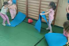 c7f53d40-860c-45b5-a61a-5fdf45c8f4f9