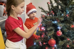 3b49571b-f29f-4c1e-8df5-89e1346c63ce