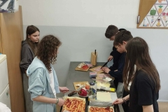 7d121fea-fc82-499f-bae7-9ff26f9806d4