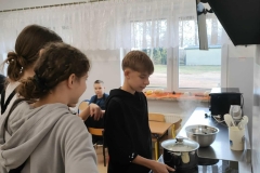 64f30b52-308a-4478-a2ab-10c2977802e1