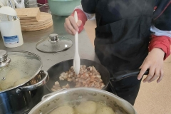 9807f5da-09fc-47f1-b1bc-df64e07e8875