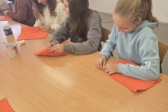 52da357c-a713-4181-8102-8d122936817e