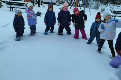 28095767-f394-4d3f-ad18-ad2a8b90c6c8