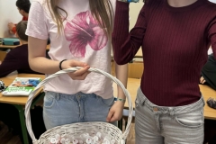 f9fa7356-6841-4b75-bf04-5b7f3ad81f33